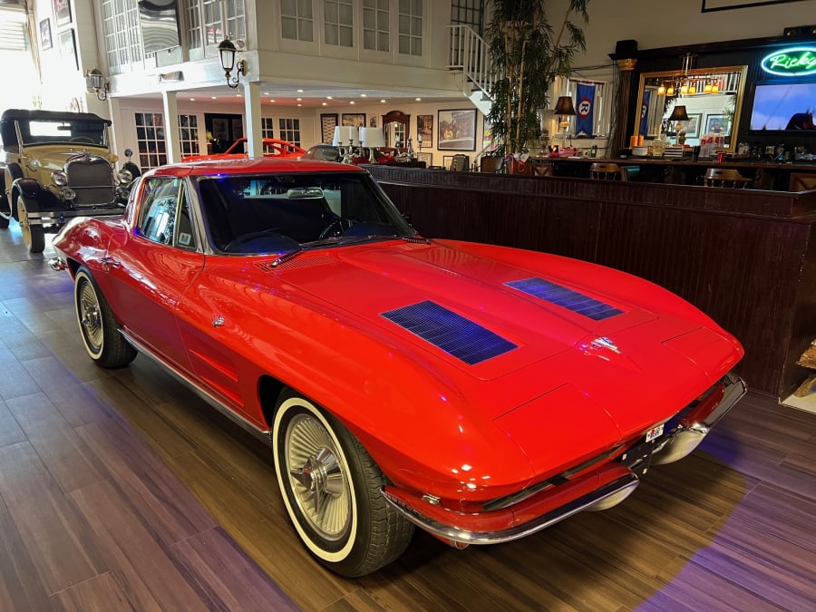 1963 Chevrolet Corvette Split Window Coupe