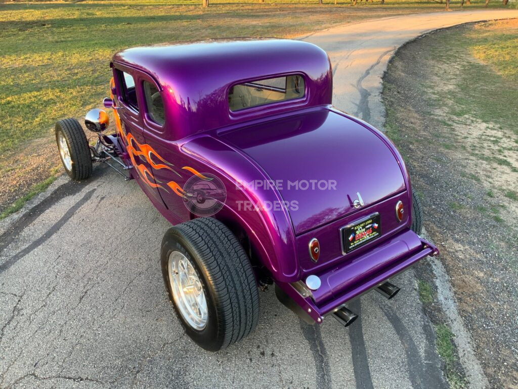 1932 Ford  5 Window Coupe