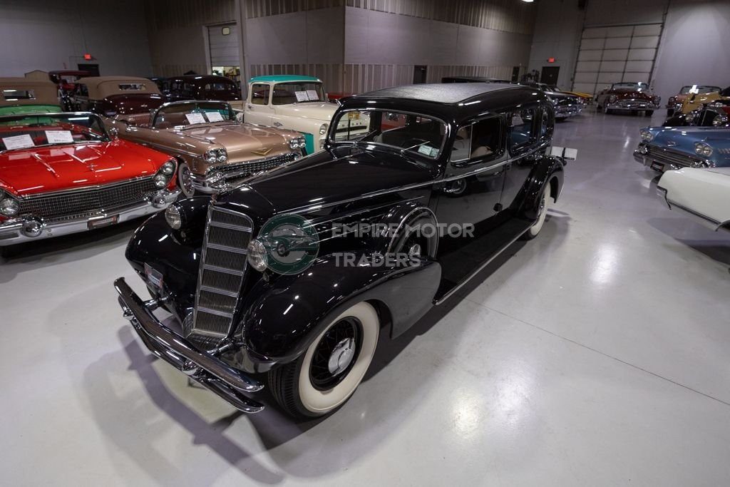 1934 Cadillac  Model 370-D Fleetwood V-12 7-Passenger Sedan