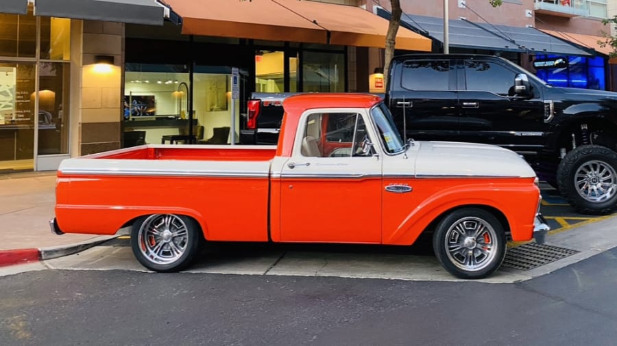 1966 Ford F100 Custom Pickup