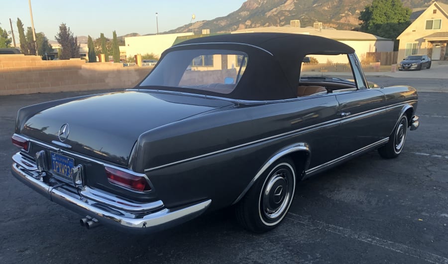 1967 Mercedes-Benz 300SE Cabriolet