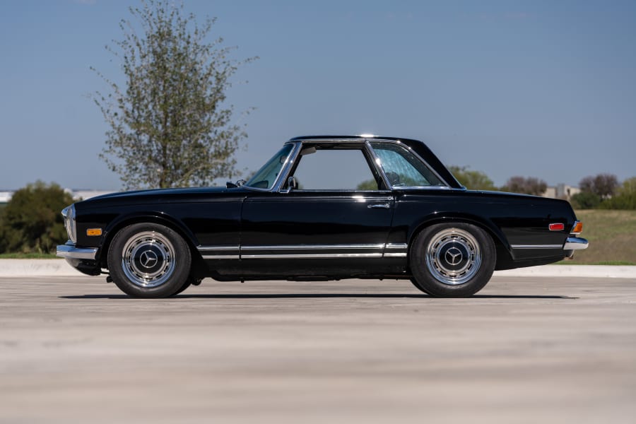 1970 Mercedes-Benz 280SL Roadster