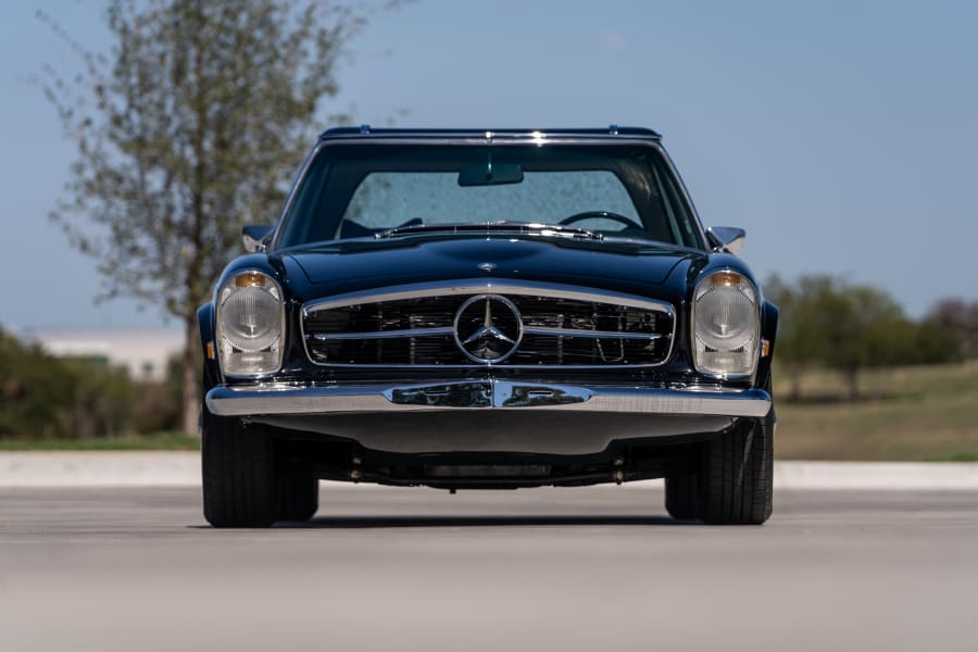 1970 Mercedes-Benz 280SL Roadster